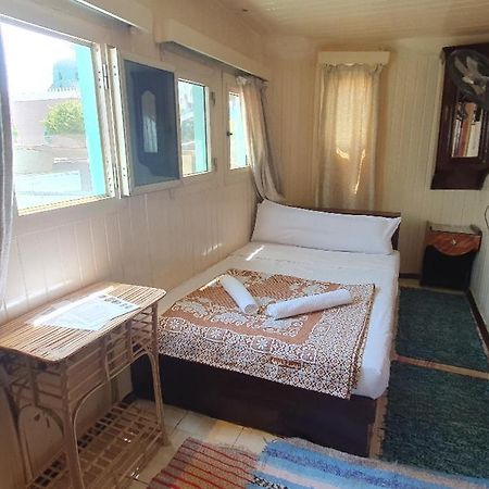 Moon Boat Hotell Luxor Exteriör bild
